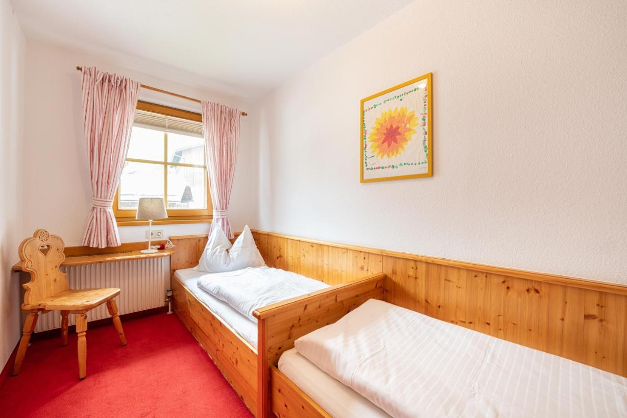 Mayer - Wirtshaus Und Dorfhotel Sankt Martin am Grimming Екстериор снимка